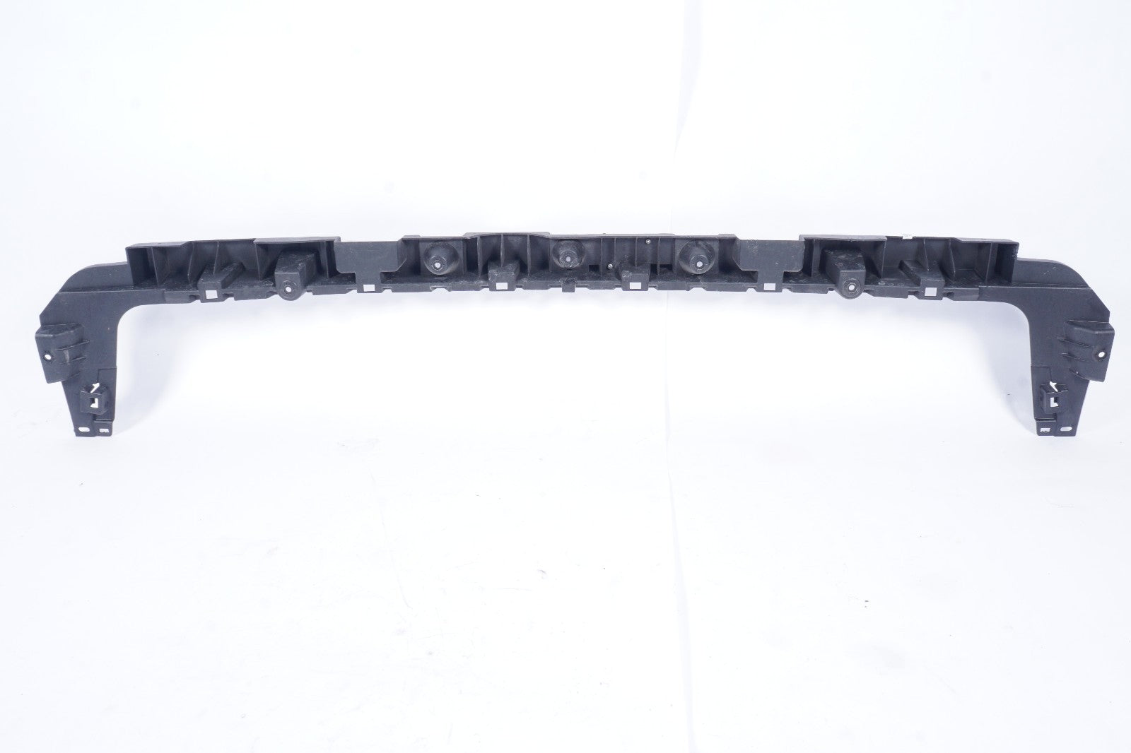2018 - 2025 ALFA ROMEO STELVIO REAR BUMPER CENTER MOUNT BRACKET OEM 50535870