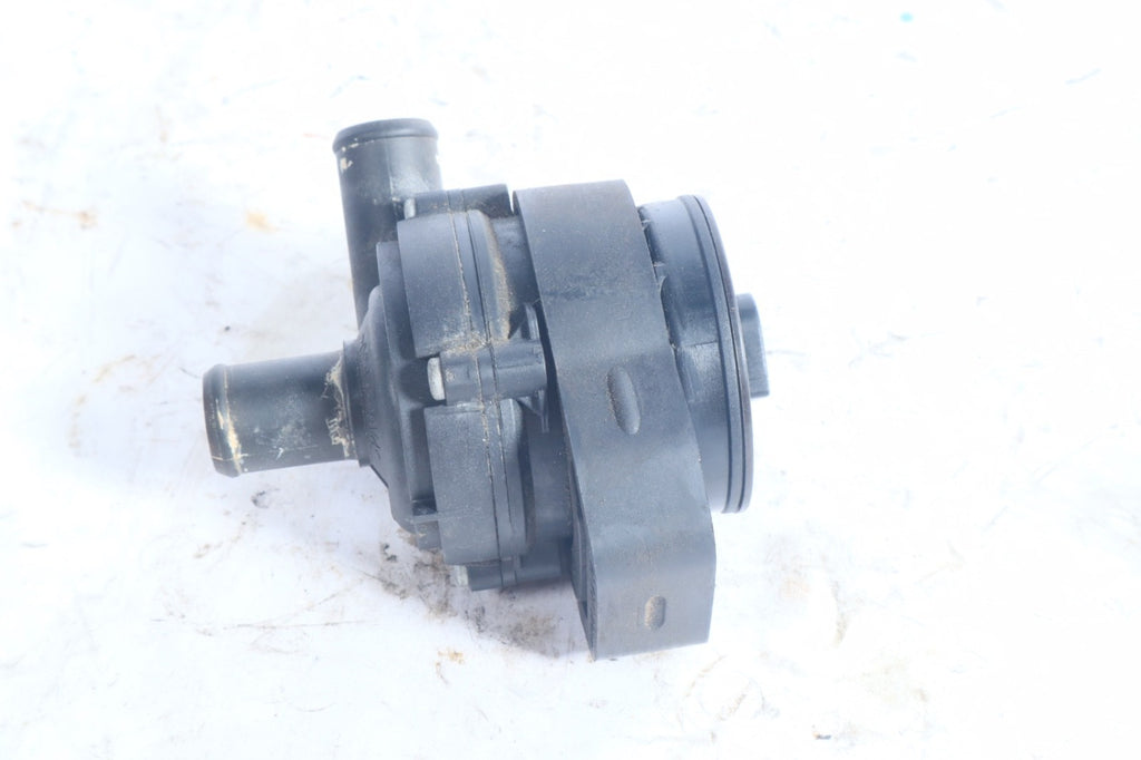 2010-2017 Mercedes W212 E350 E550 Engine Coolant Auxiliary Water Pump OEM