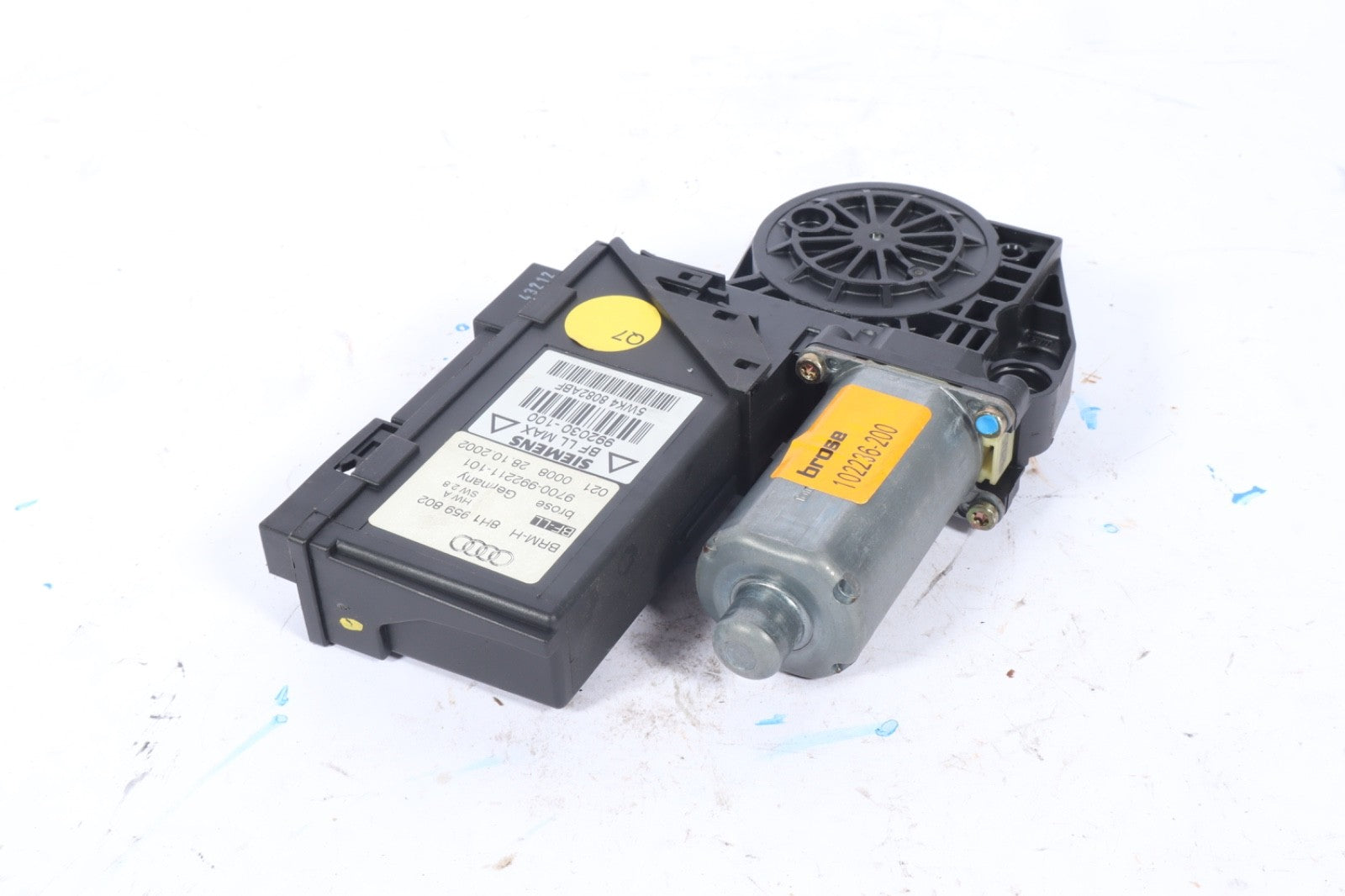 2006-2008 AUDI A4 3.2L RIGHT FRONT RF WINDOW MOTOR OEM