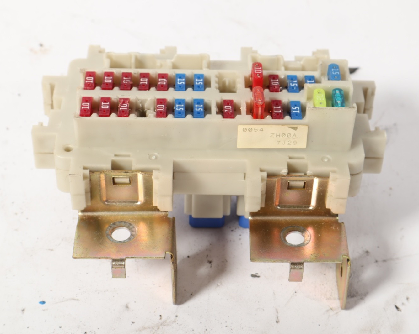 2006-2012 NISSAN ARMADA FUSE RELAY BOX OEM