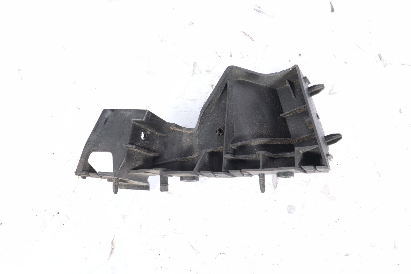 2009-2012 AUDI Q5 LEFT FRONT BUMPER GUIDE BRACKET 8R0807283 OEM