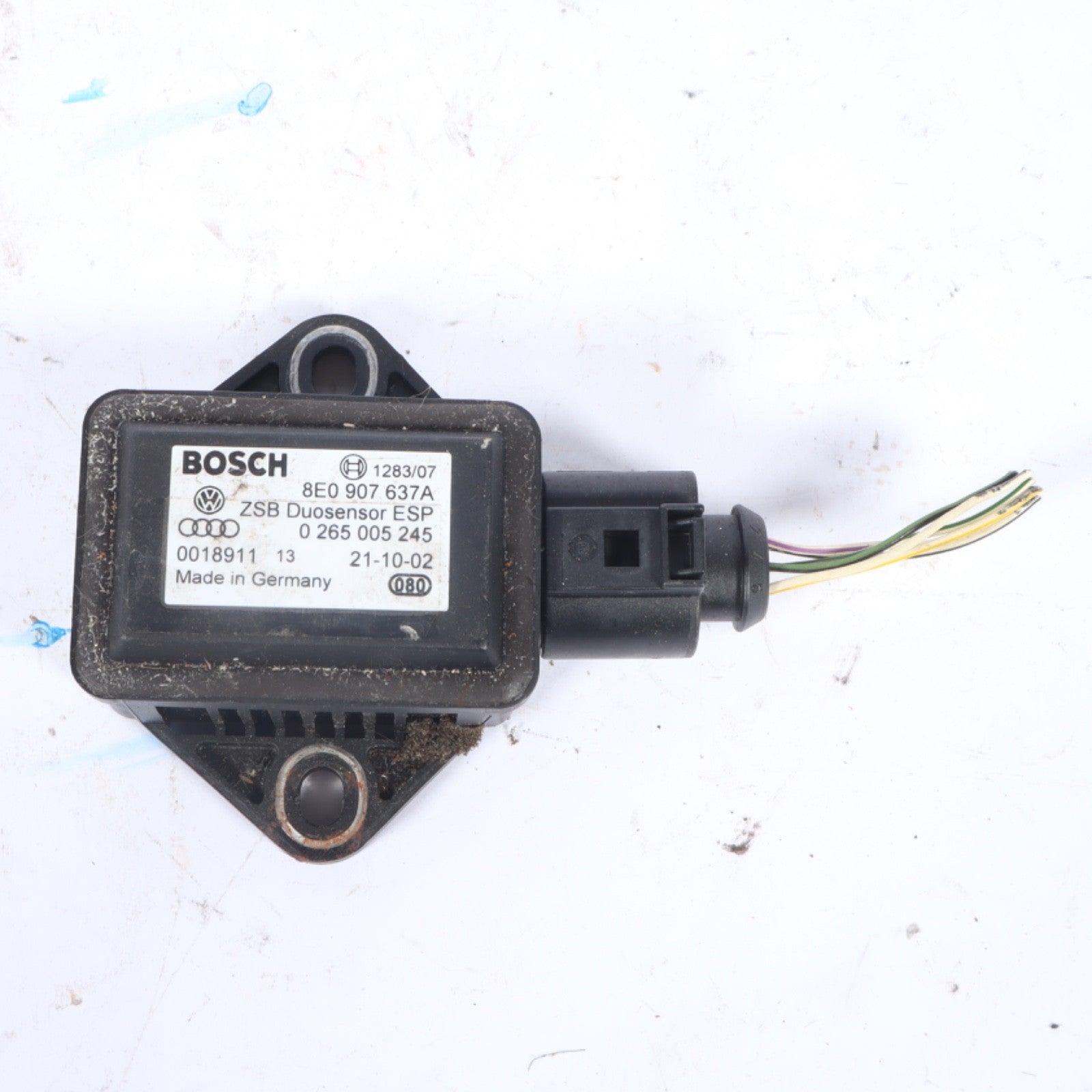 2002-2005 Audi A4 S4 Acceleration Yaw Rate Sensor 8E0907637A OEM