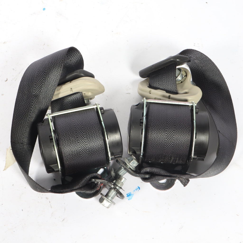 2013 - 2016 Nissan Leaf Seat Belt Rear Left And Right Back OEM