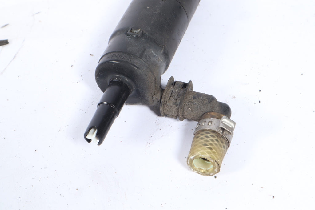 2006-2013 AUDI A3 A4 Headlight Washer PUMP 3B7955681 OEM