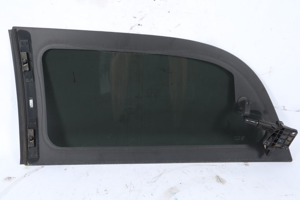 2008-2016 DODGE GRAND CARAVAN PASSENGER RIGHT SIDE QUARTER WINDOW GLASS OEM