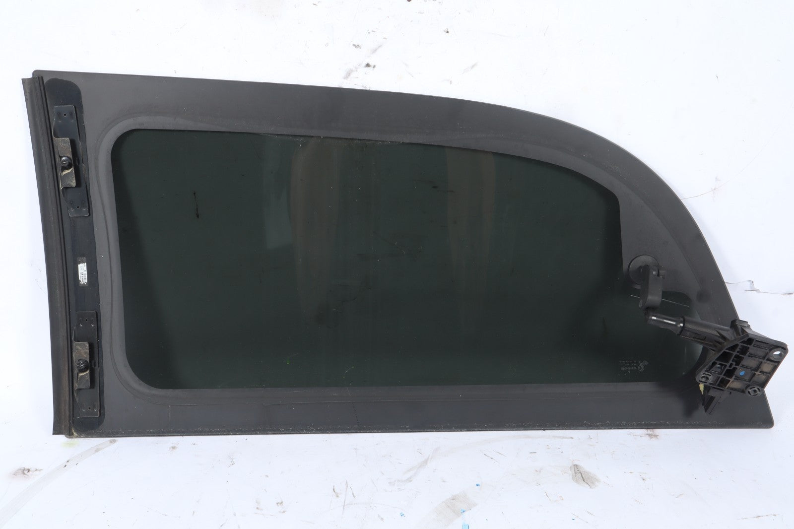 2008-2016 DODGE GRAND CARAVAN PASSENGER RIGHT SIDE QUARTER WINDOW GLASS OEM