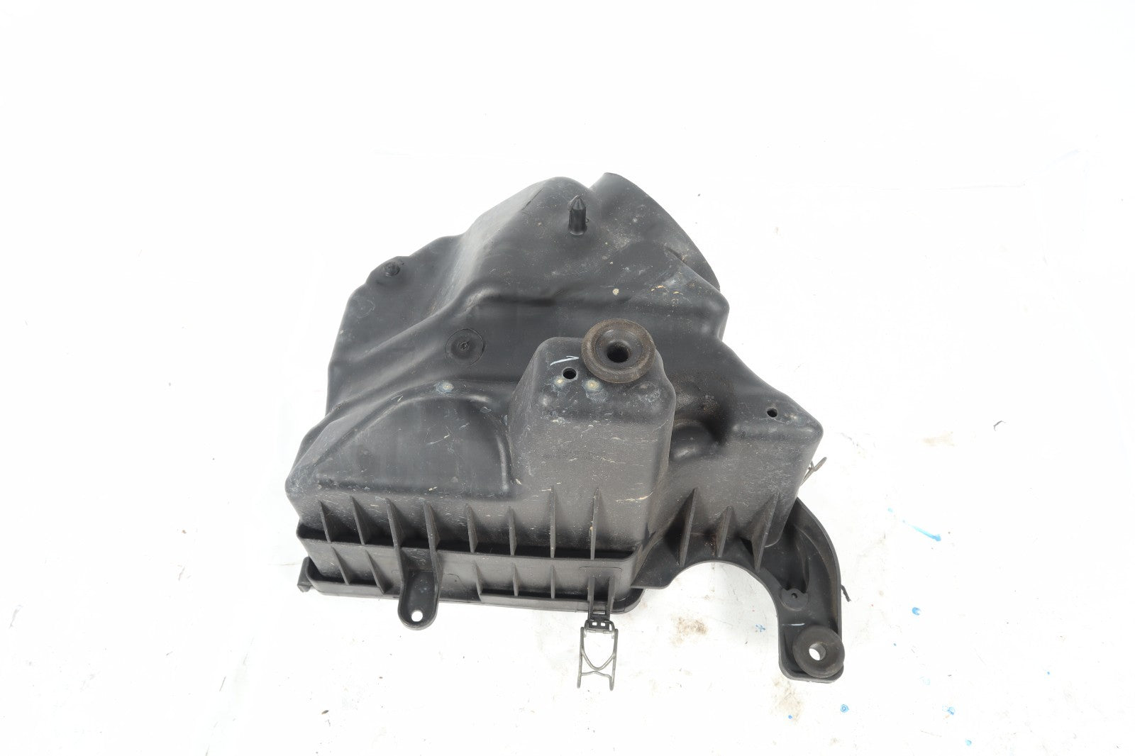 2011-2020 DODGE GRAND CARAVAN AIR CLEANER FILTER BOX ASSEMBLY OEM