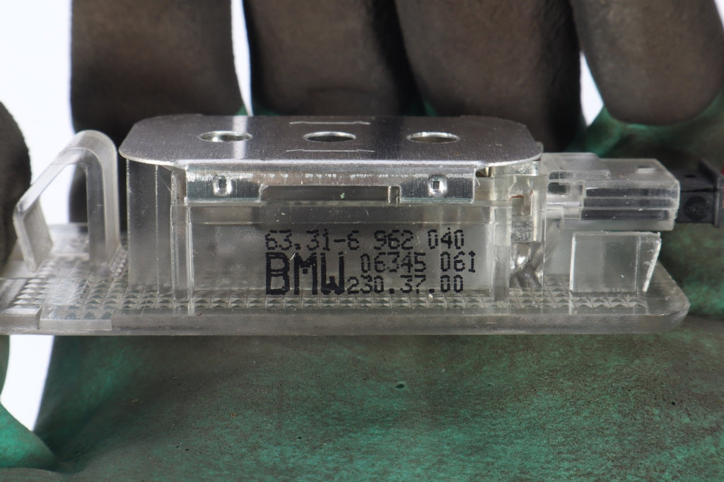 2004-2010 BMW X3 Overhead Roof Left Dome Map Light Courtesy Lamp OEM