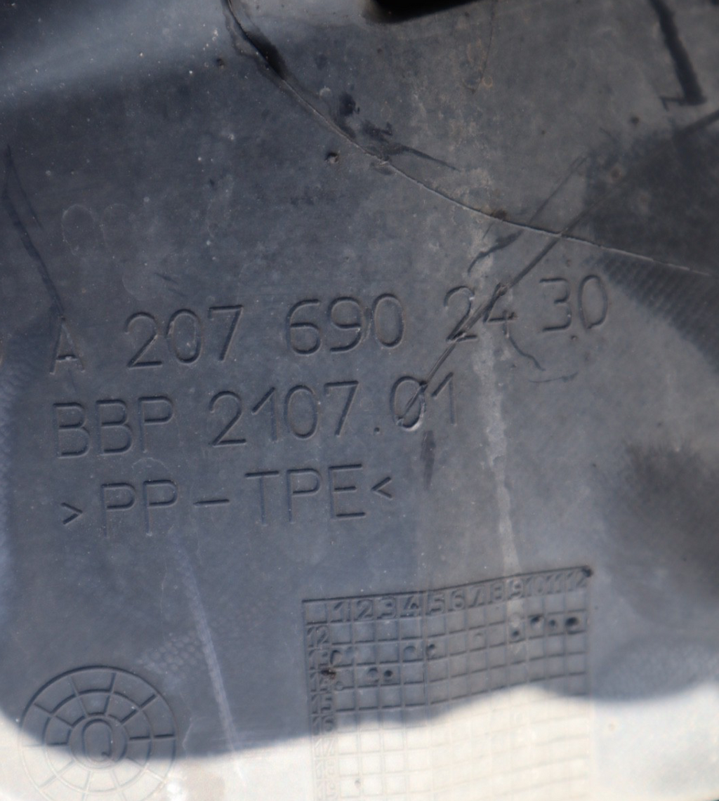 14-17 Mercedes W207 E350 Coupe Front Left Side Fender Liner Splash Shield OEM