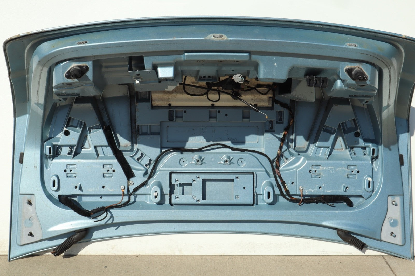 2004-2008 AUDI A4 CABRIOLET CONVERTIBLE TRUNK LID TAILGATE LIFTGATE OEM