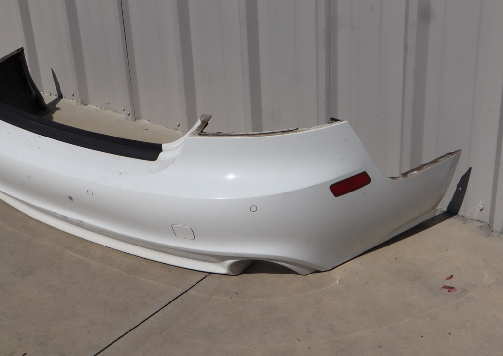 2012 - 2014 AUDI A7 REAR BUMPER COVER 4G8807511R OEM