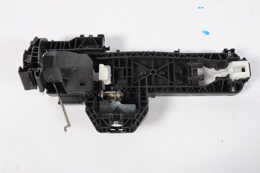 10-17 Mercedes E350 E550 Coupe Front Left Door Handle Assembly Bracket OEM