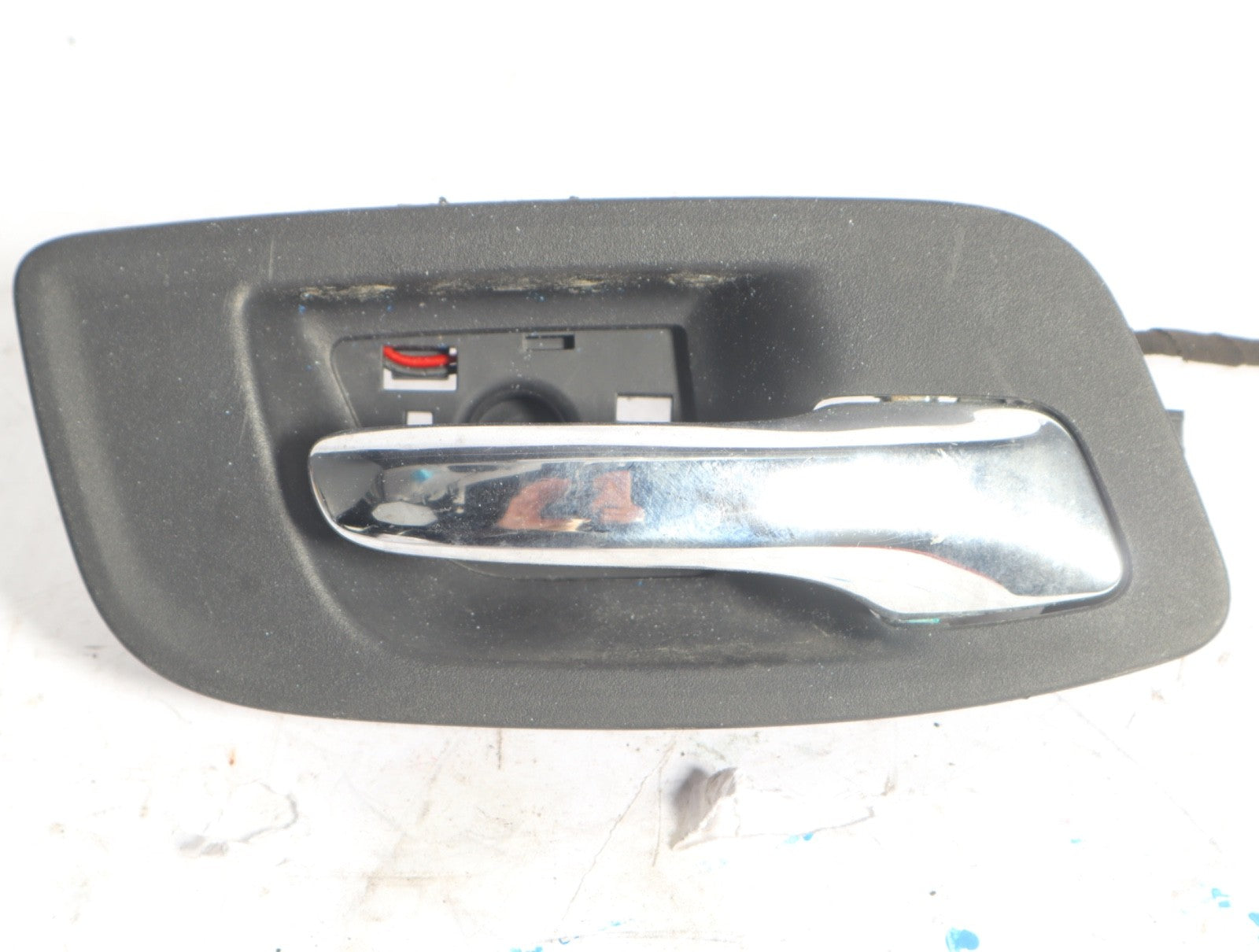 2011 - 2014 Dodge Charger Front Right Passenger Side Inside Door Handle OEM