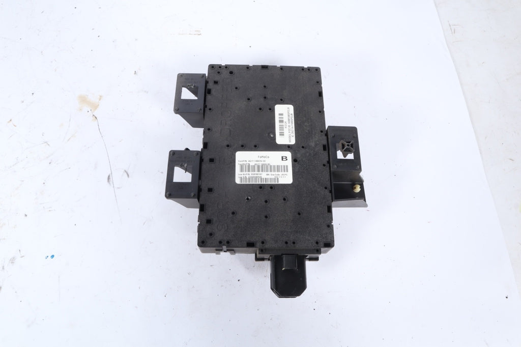 2010-2012 Ford Taurus Interior Multi-Function Fuse Box OEM