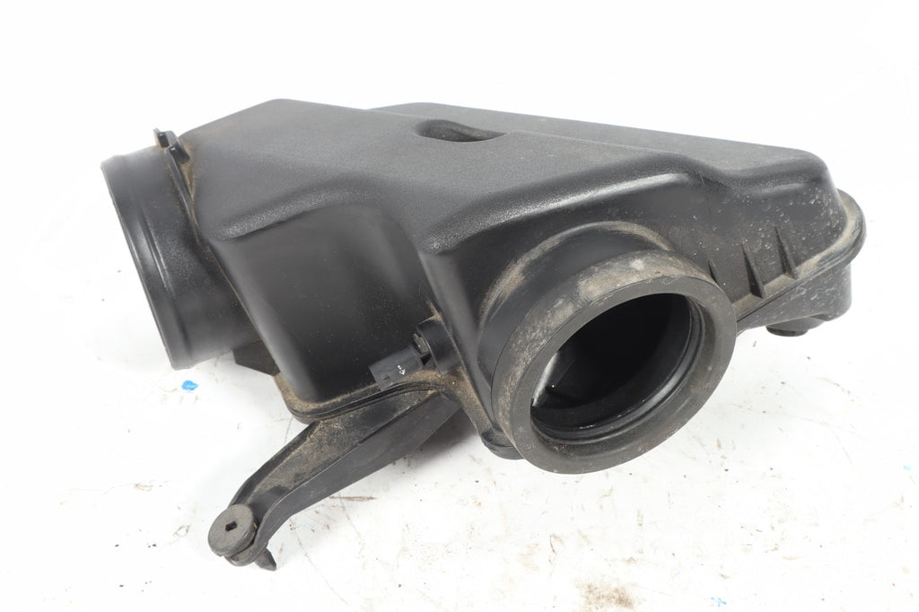 2015 DODGE GRAND CARAVAN 3.6 AIR CLEANER OUTLET DUCT INTAKE RESONATOR 04861731AC
