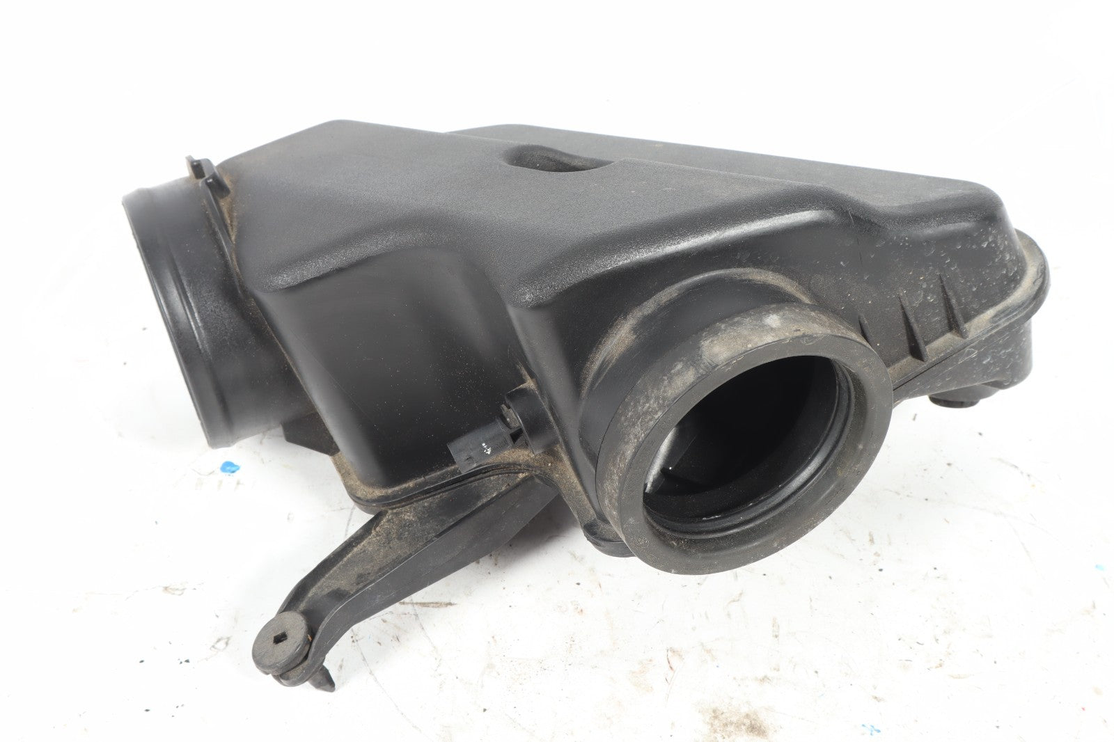 2015 DODGE GRAND CARAVAN 3.6 AIR CLEANER OUTLET DUCT INTAKE RESONATOR 04861731AC