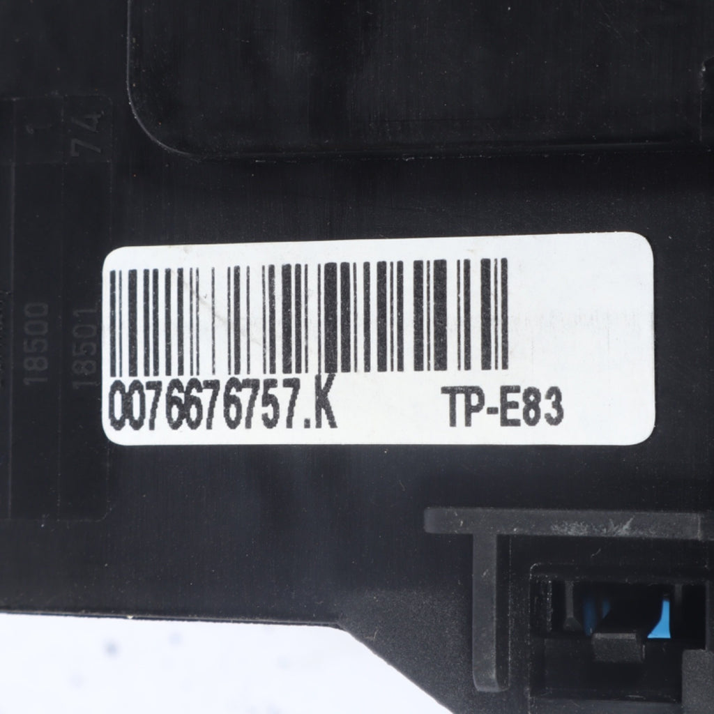 2004-2010 BMW X3 ENGINE FUSE RELAY BOX 8364540  OEM