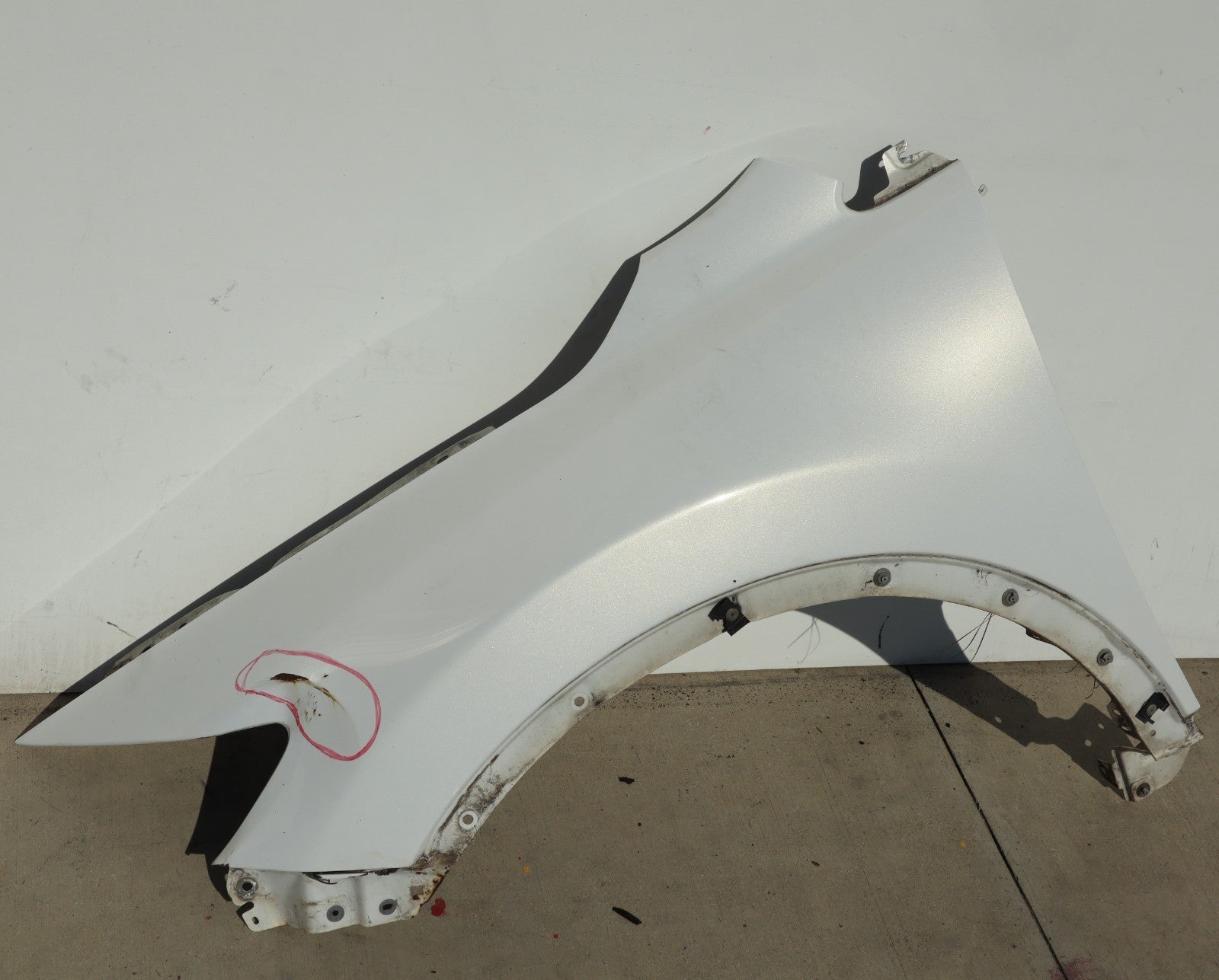 2007-2014 MAZDA CX-9 LEFT FENDER OEM ONLY PICK UP!!!