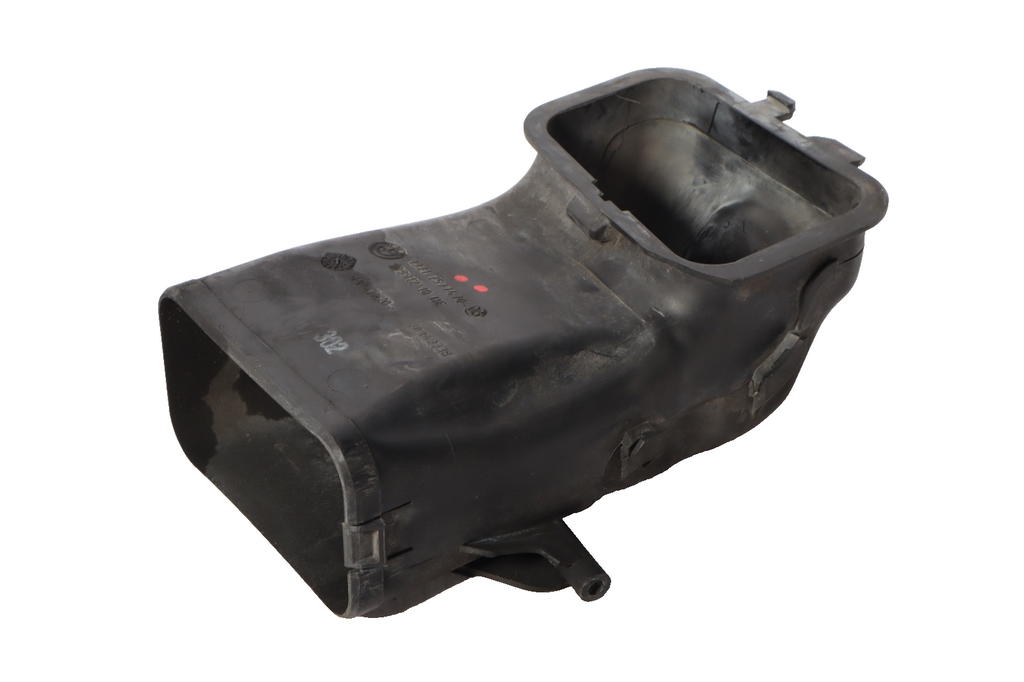 2012-2016 BMW 650I F13 COUPE FRONT RIGHT PASSENGER SIDE AIR INTAKE DUCT OEM