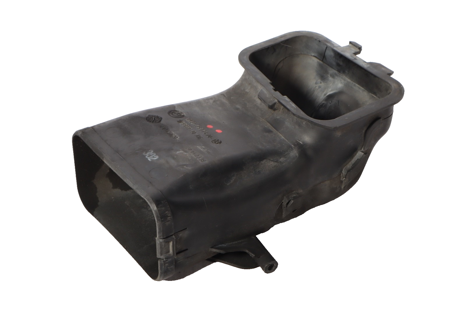 2012-2016 BMW 650I F13 COUPE FRONT RIGHT PASSENGER SIDE AIR INTAKE DUCT OEM