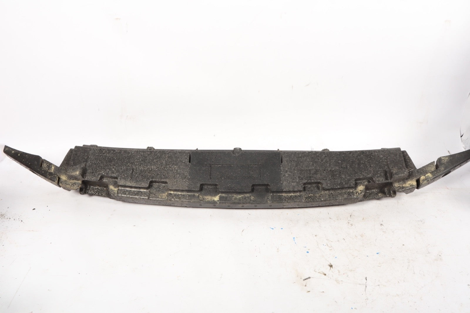 2010-2015 Audi Q7 Front Bumper Absorber  4L0807550D AU1070108 OEM