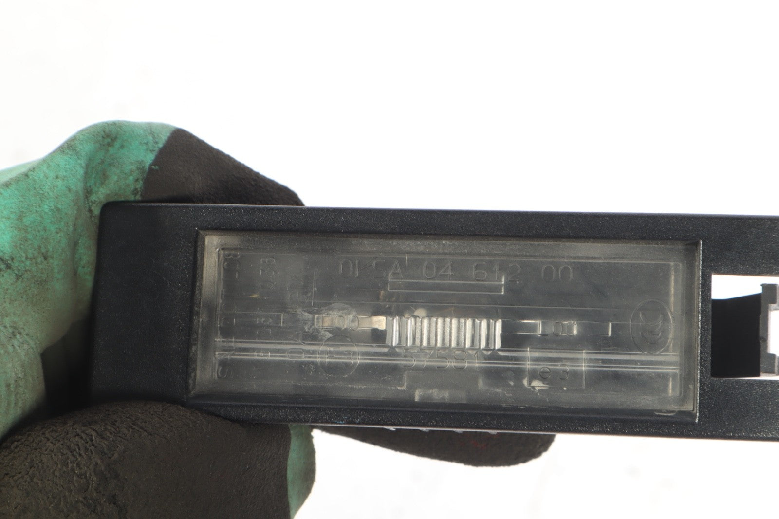 2016 BUICK CASCADA REAR LICENSE PLATE LIGHT OEM