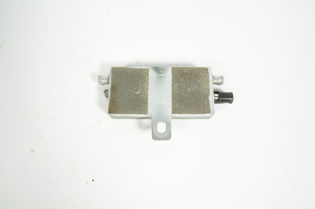2005 MERCEDES SLK RADIO ANTENNA AMPLIFIER MODULE ID#A1718200889 OEM