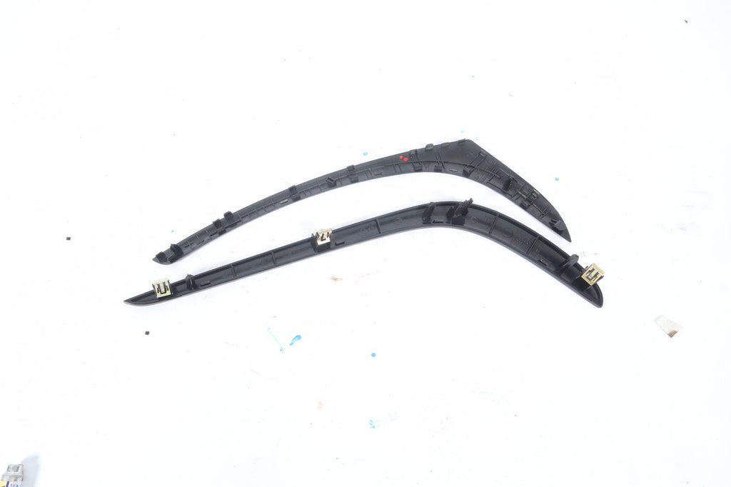 2016–2019 BUICK CASCADA REAR LEFT RIGHT QUARTER PANEL CHROME MOLDING OEM