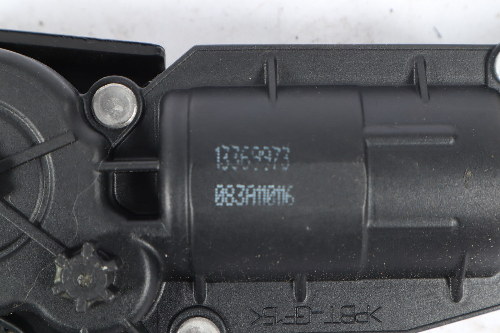 2016–2019 BUICK CASCADA CONVERTIBLE TOP STOWAGE COMPARTMENT LATCH OEM 13369973