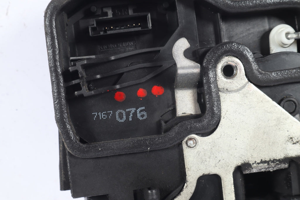 2004 - 2010 BMW E83 X3 REAR RIGHT SIDED DOOR LOCK LATCH ACTUATOR 7167076 OEM