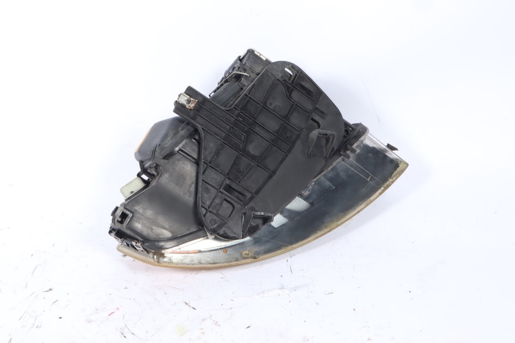 2005 -2009 Audi A4 Front Right Passenger Side Headlight Assembly 8H0941003T OEM