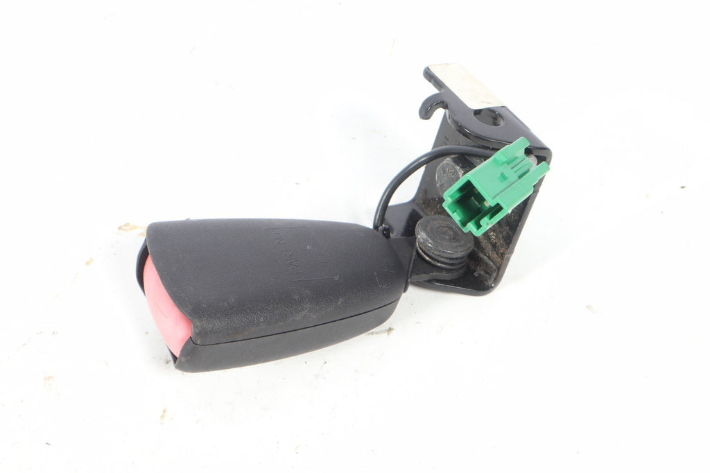 2009-2013 VOLVO C70 REAR RIGHT PASSENGER SIDE SEAT BELT BUCKLE UNIT OEM