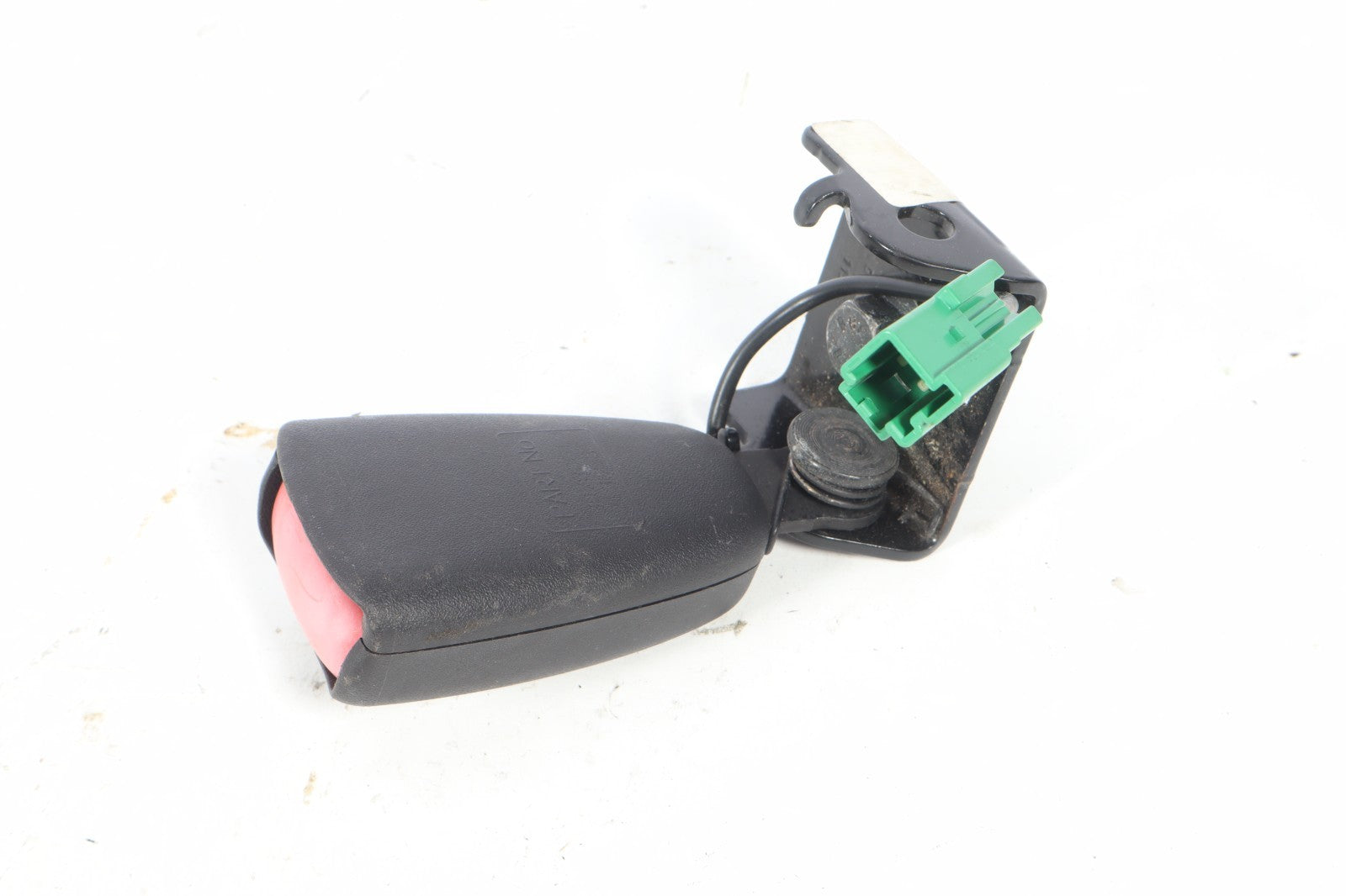 2009-2013 VOLVO C70 REAR RIGHT PASSENGER SIDE SEAT BELT BUCKLE UNIT OEM
