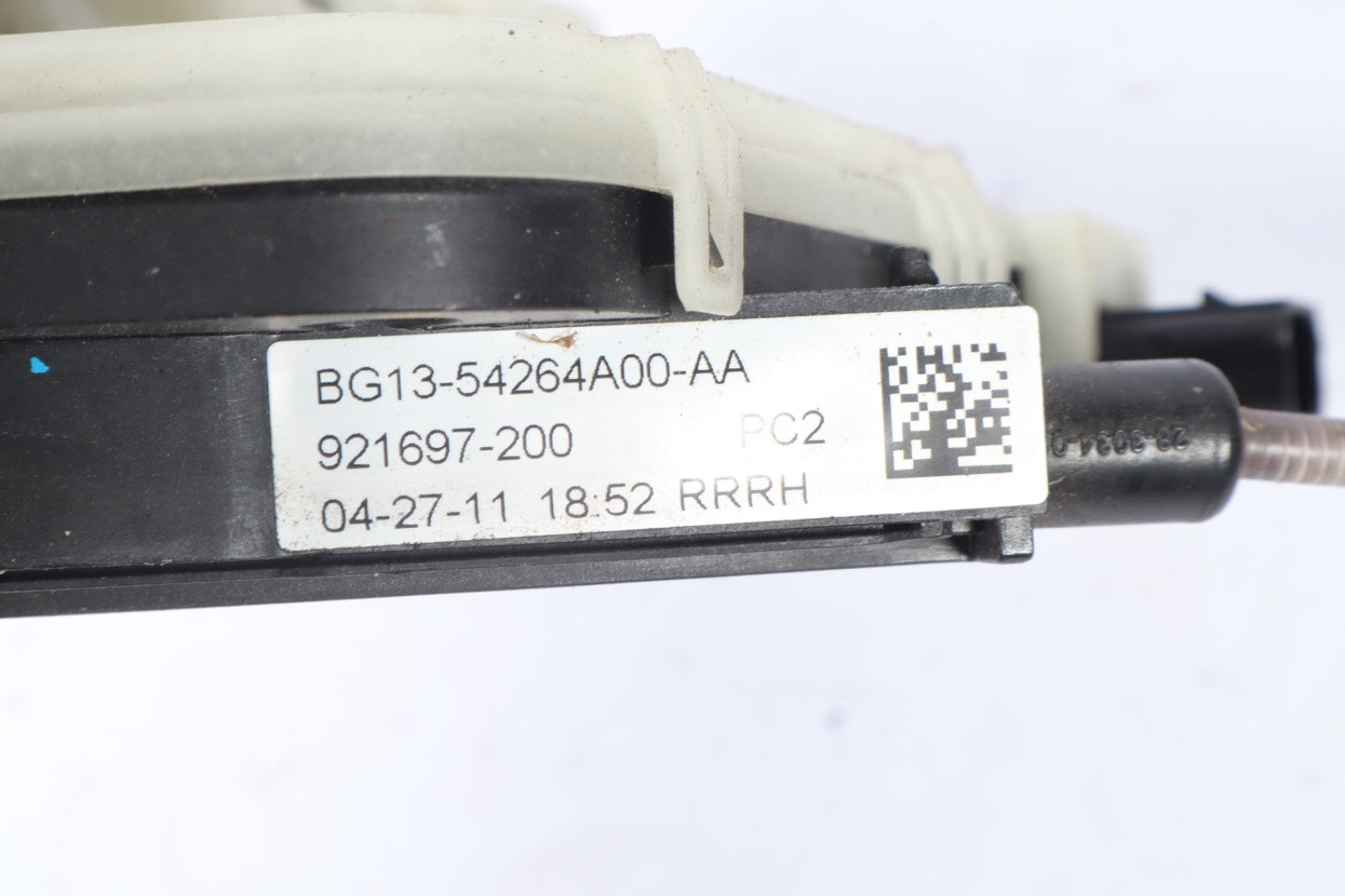 2010-2019 FORD TAURUS EXPLORER DOOR LOCK ACTUATOR REAR RIGHT 8A5A5426412EA OEM