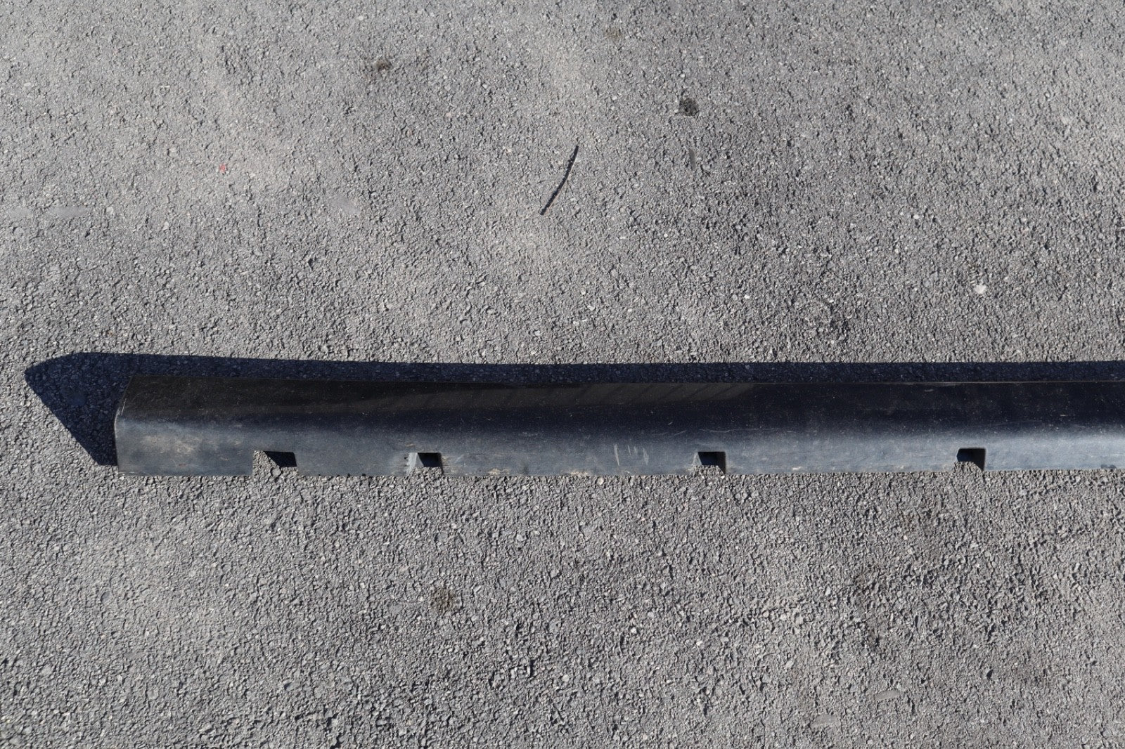 2011-2023 DODGE CHARGER SEDAN LEFT  DRIVER SIDE SKIRT ROCKER PANEL OEM