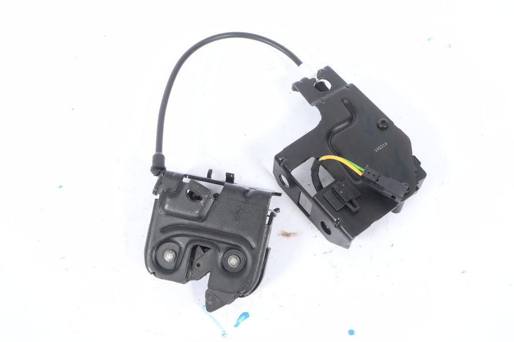 2016-2019 BUICK CASCADA REAR SEAT LOCK RIGHT OEM