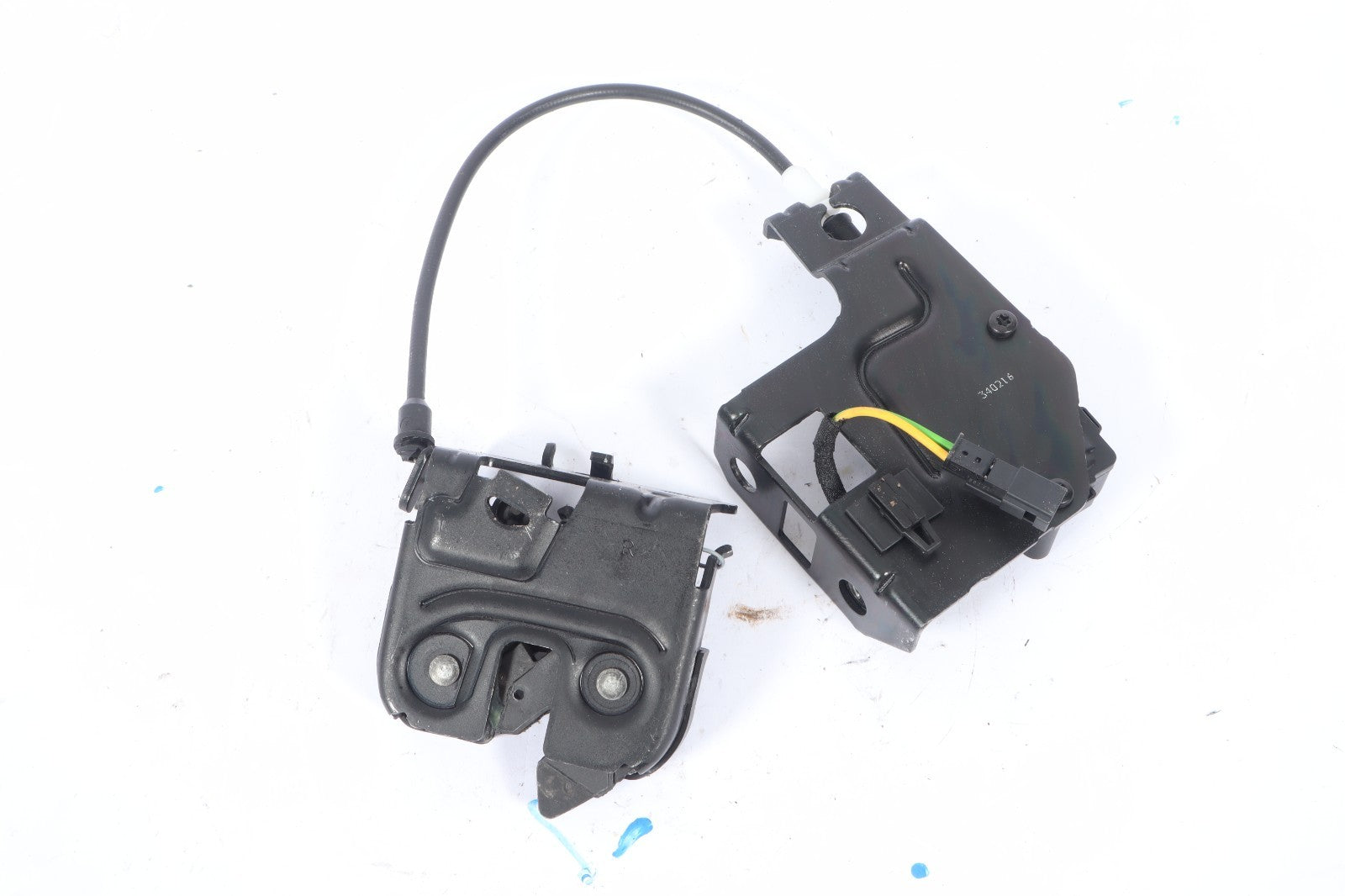 2016-2019 BUICK CASCADA REAR SEAT LOCK RIGHT OEM