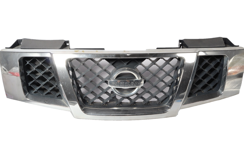 04-07 Nissan Armada Front Bumper Radiator Grille OEM W/Emblem Badge OEM