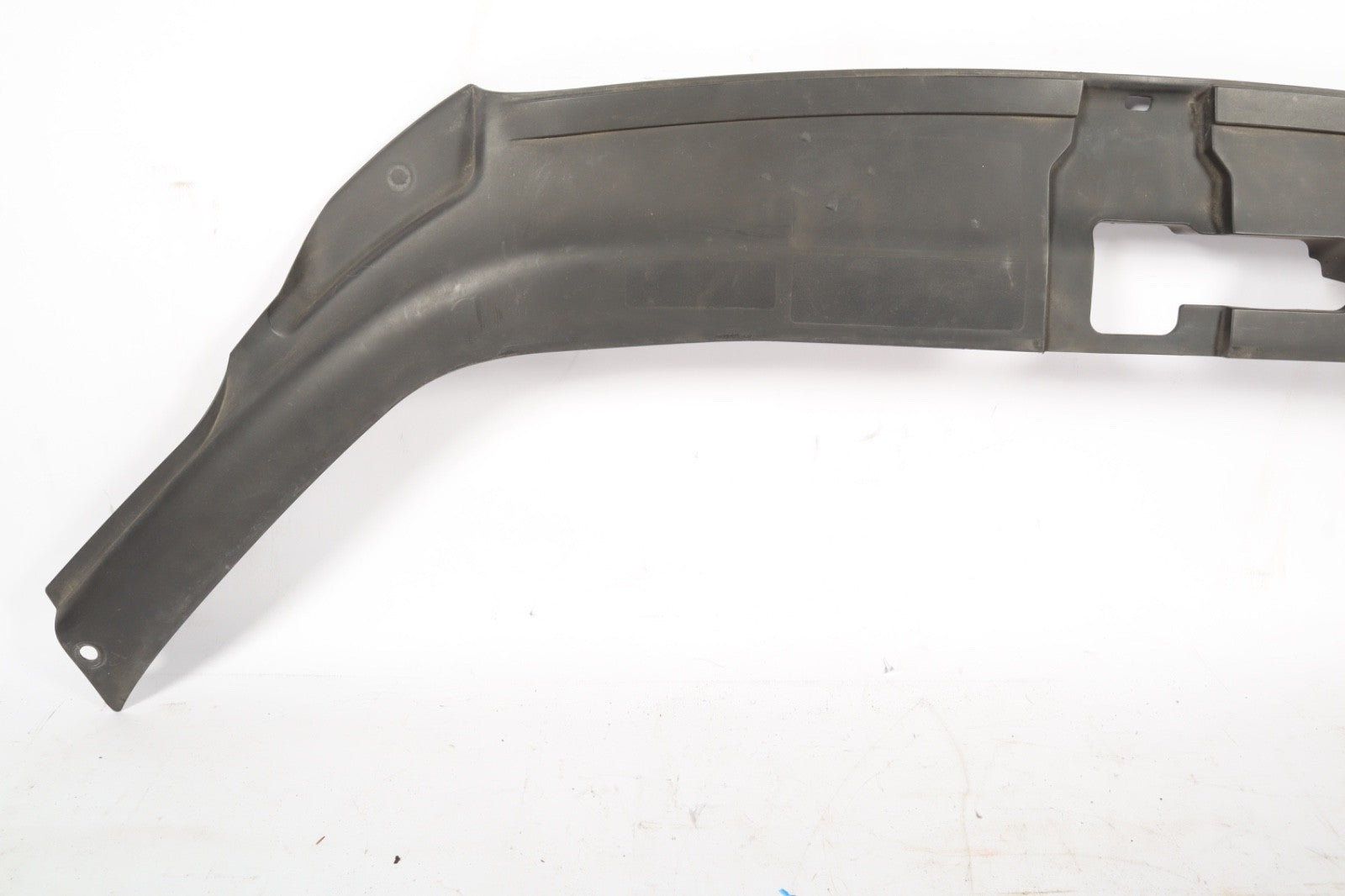 2007–2015 AUDI Q7 4L FRONT TOP RADIATOR SUPPORT SHIELD PANEL COVER TRIM OEM