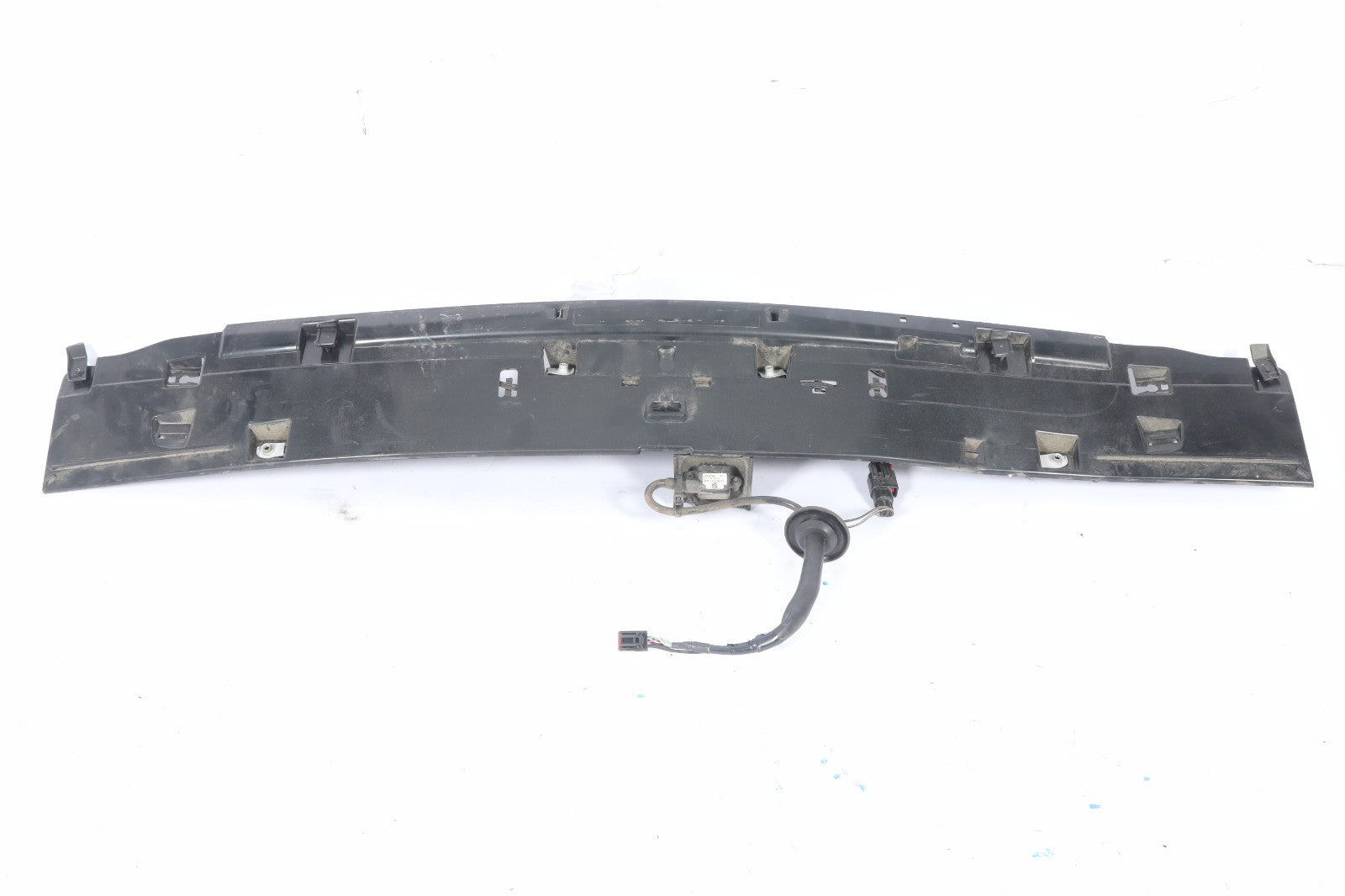 2011-2020 DODGE GRAND CARAVAN TRUNK LIFTGATE LICENSE PLATE GARNISH HANDLE HATCH