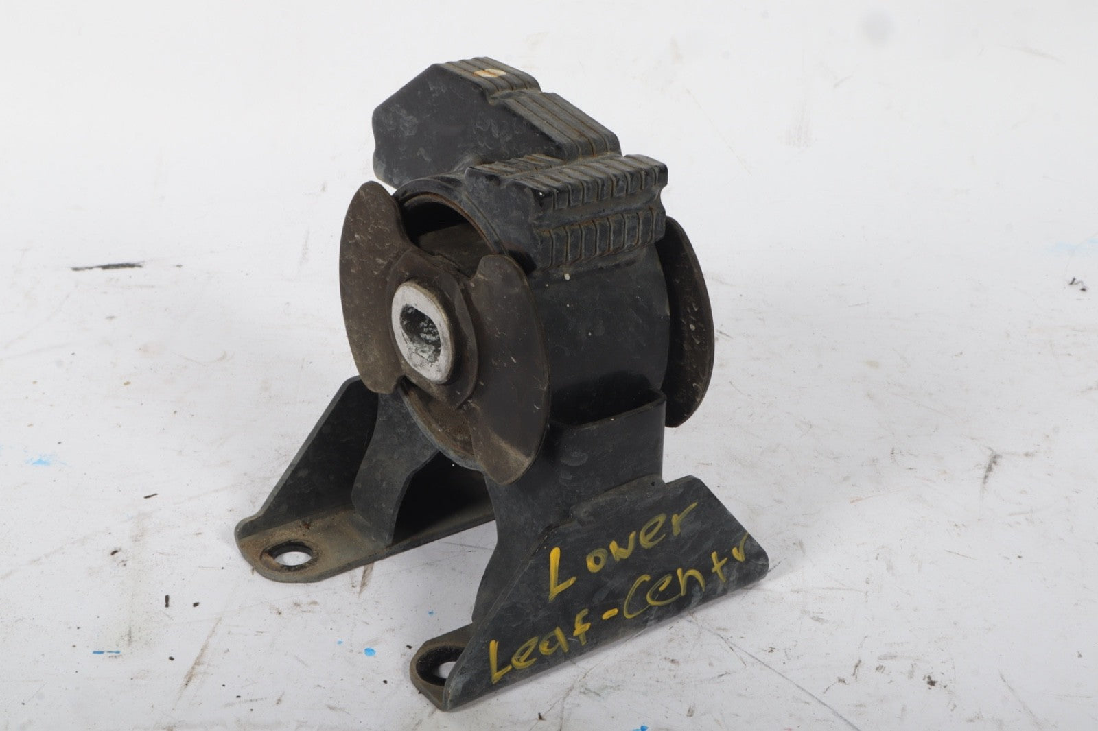 Nissan Genuine Rear Motor Mount Insulator for Leaf 2013-2014 11320-3NF0A