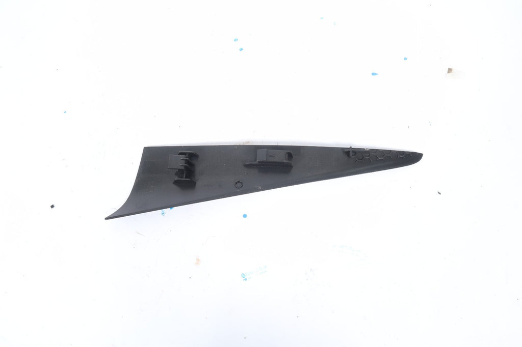 2016–2019 BUICK CASCADA RIGHT MOLDING PANEL OEM
