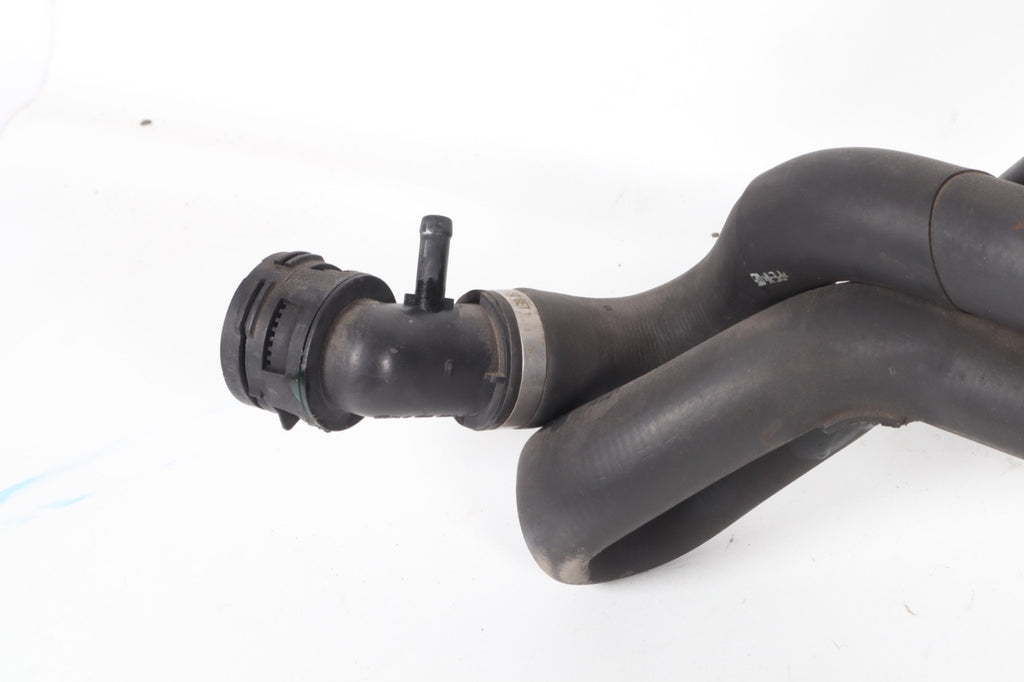2007-2010 Audi Q7  Engine Coolant Radiator Hose Pipe Set w/Sensor OEM