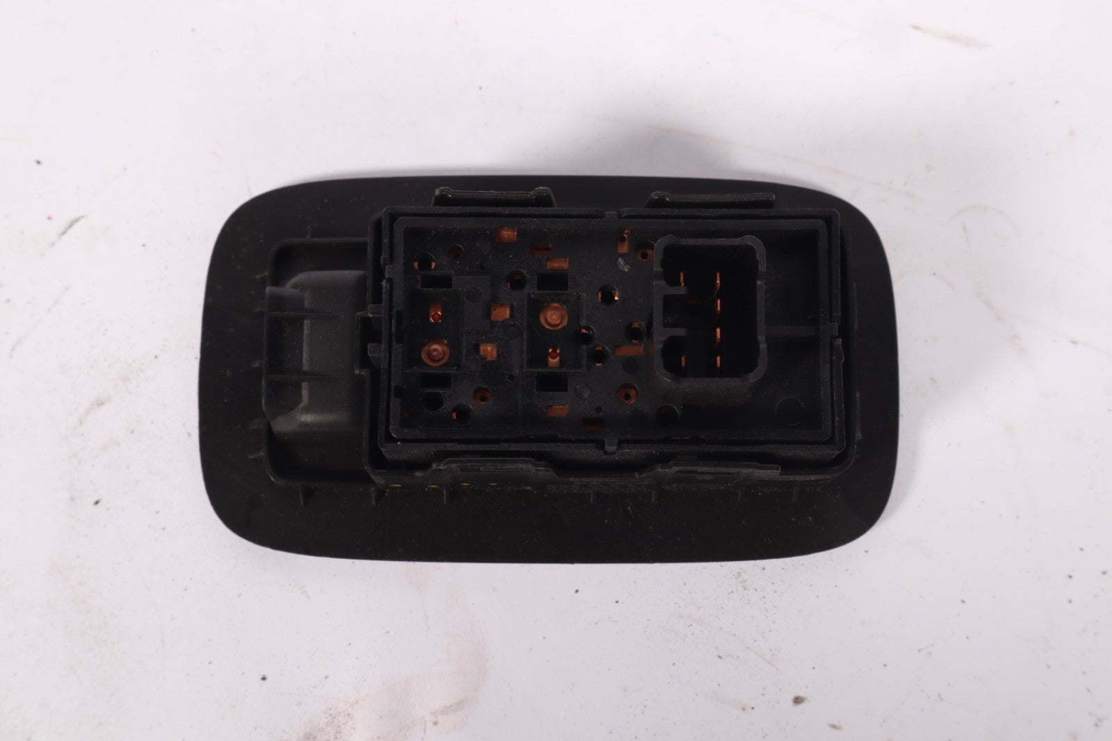 16-19 BUICK CASCADA SWITCH LEFT REAR RELEASE HANDLE BEZEL 13390286 13311236 OEM
