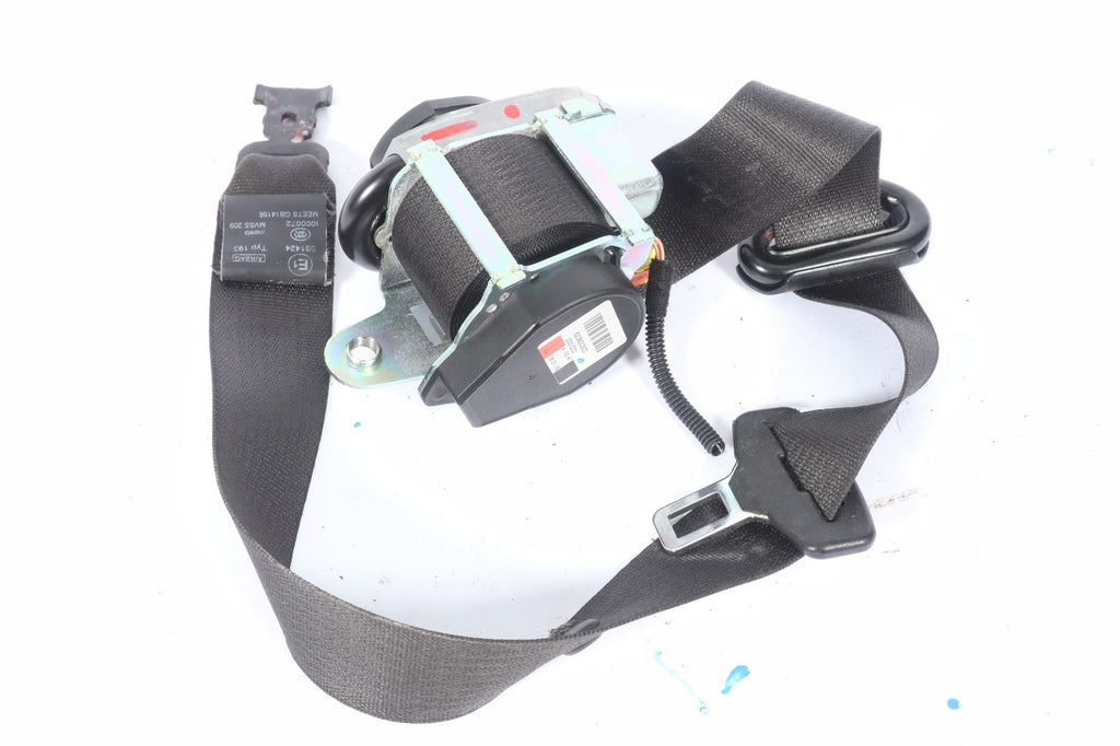 2016-2019 BUICK CASCADA FRONT LEFT DRIVER SIDE SEAT BELT ASSEMBLY OEM 623830300