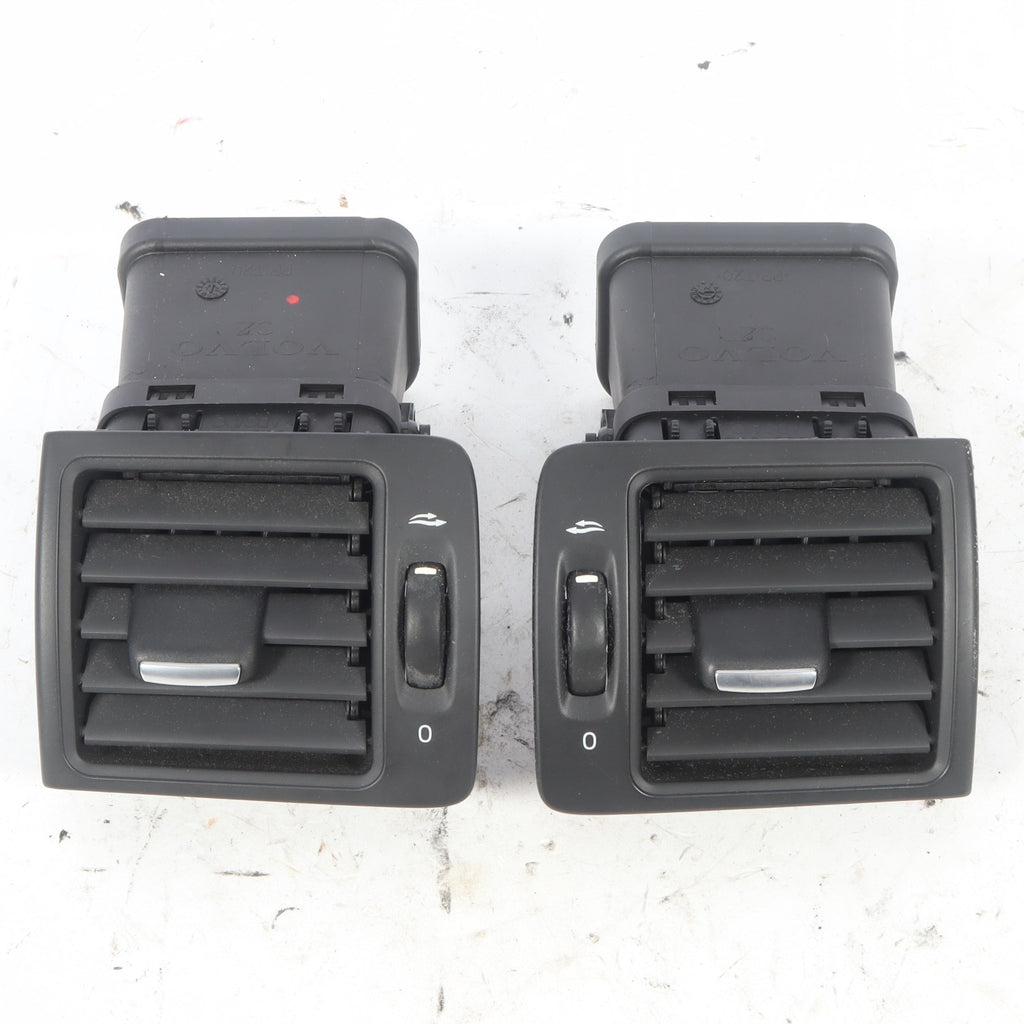 2007-2013 VOLVO C30 DASHBOARD AC HEATER AIR VENT GRILLE OEM LEFT  RIGHT PAIR OEM