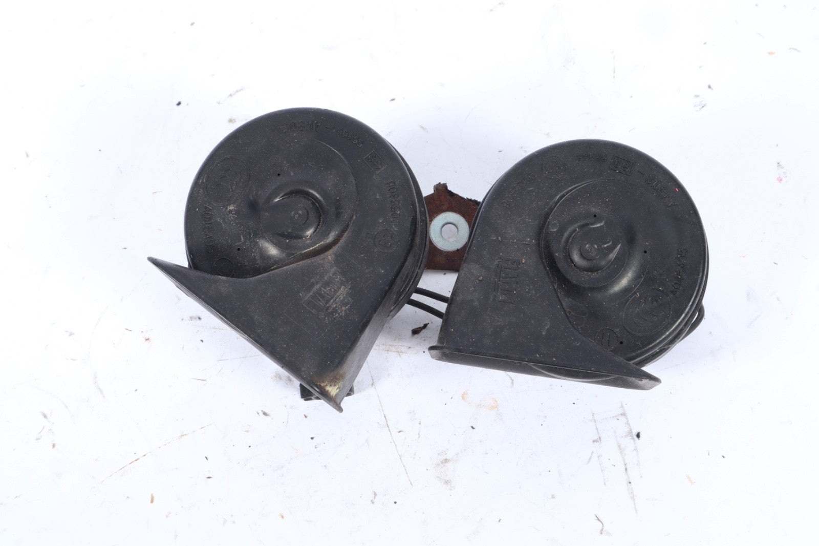 2010-2016 Ford Taurus High & Low Tone Horn Set OEM