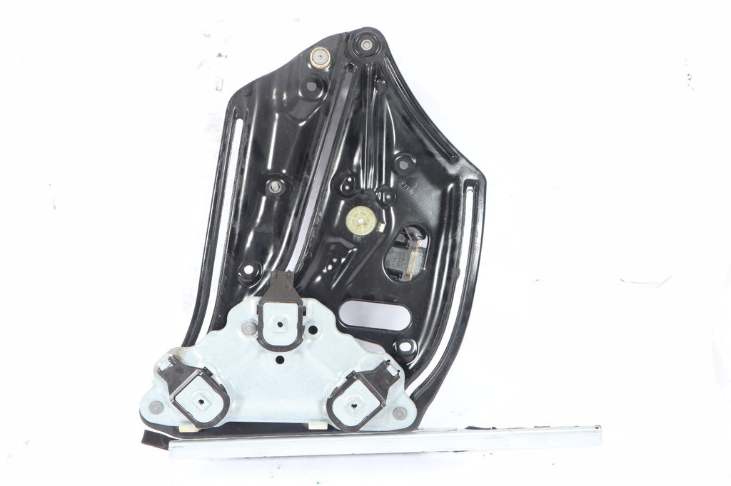 2016-2019 BUICK CASCADA REAR RIGHT QUARTER WINDOW REGULATOR OEM 13402246