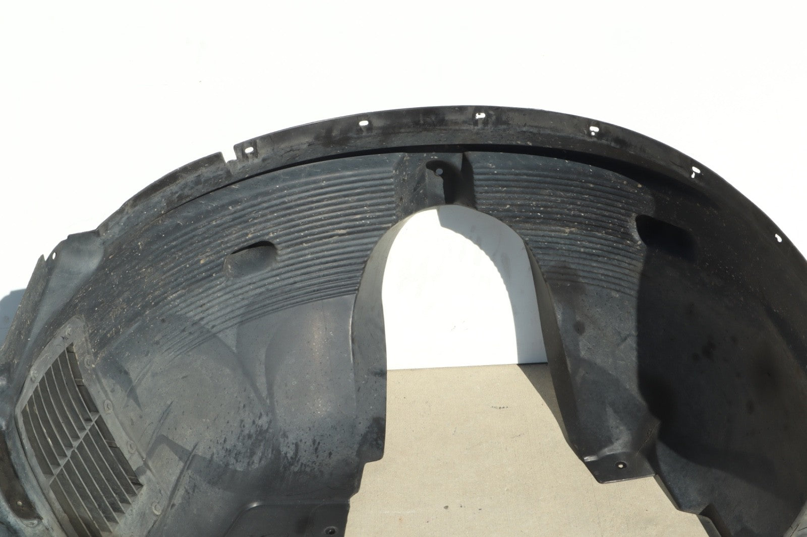 2004-2010 BMW X3 FRONT LEFT & RIGHT FENDER LINER SPLASH SHIELD OEM
