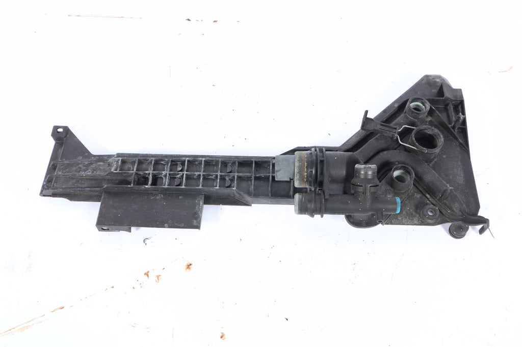 2013-2015 BMW X3 RH PASSENGER SIDE RADIATOR MODULE CARRIER OEM 11074810